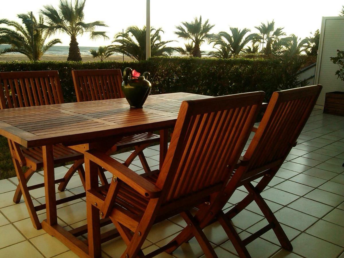 Playa Y Sol Apartment Cubelles Bagian luar foto